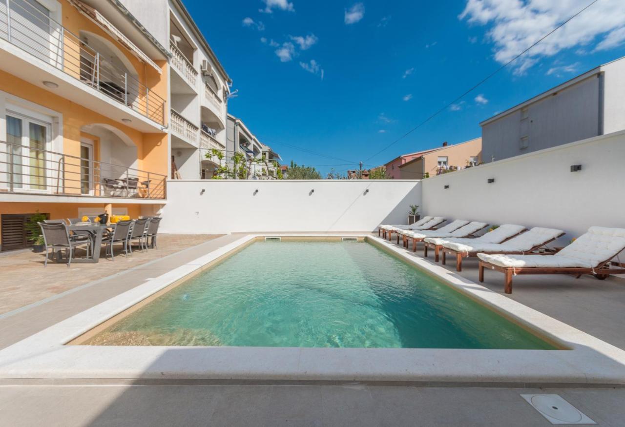 Apartment Pavla With Pool Zadar Exterior photo