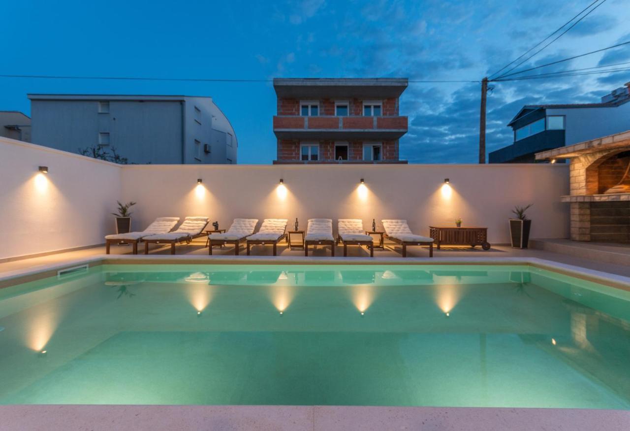 Apartment Pavla With Pool Zadar Exterior photo