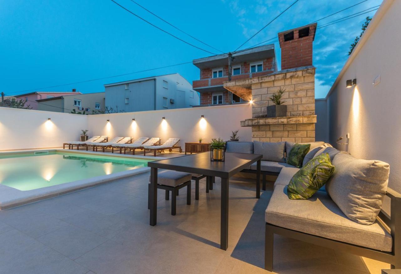 Apartment Pavla With Pool Zadar Exterior photo